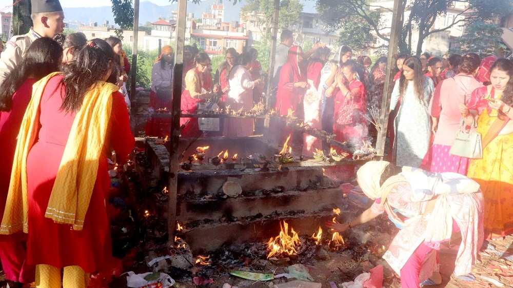 सप्‍तर्षिको पूजा गर्न टेकुको ऋषेश्वरमा भक्तजनको घुइँचो