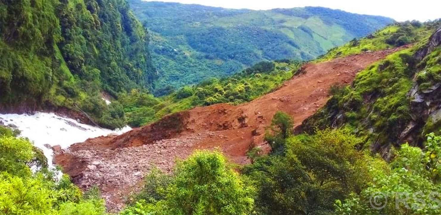 काभ्रेमा पहिरोले घर पुर्दा २ जनाको मृत्यु