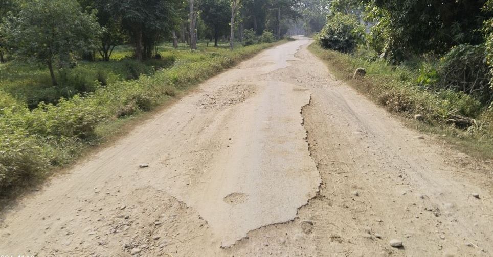 सुखड–भजनी : सडक कालोपत्रे नहुदा स्थानियलाई यात्रा गर्न सकस